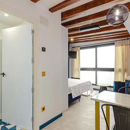 Luxurious Studio In Historic Center Of Alicante Exterior photo